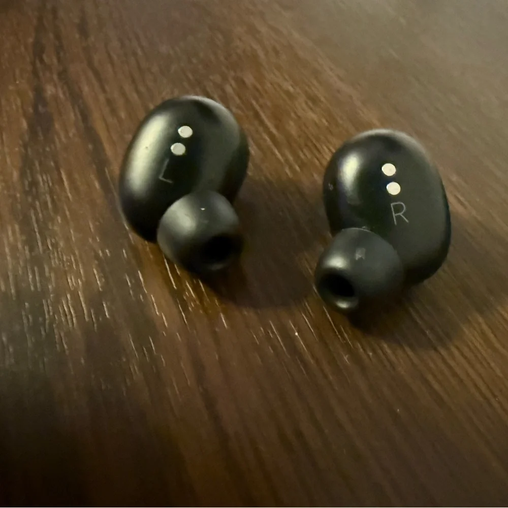 Lemongrass Google Pixel Earbuds and Charging Stand